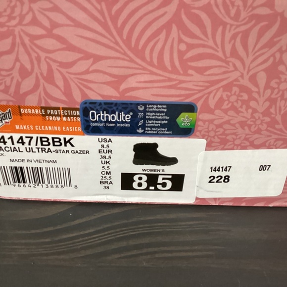 SKECHERS Women's On the Go Glacial Ultra - Moccasin Toe Winter Boots - Picture 4 of 12